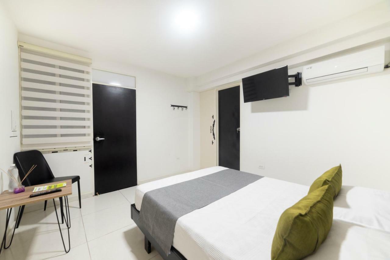 Hotel Green Park กาลี ภายนอก รูปภาพ