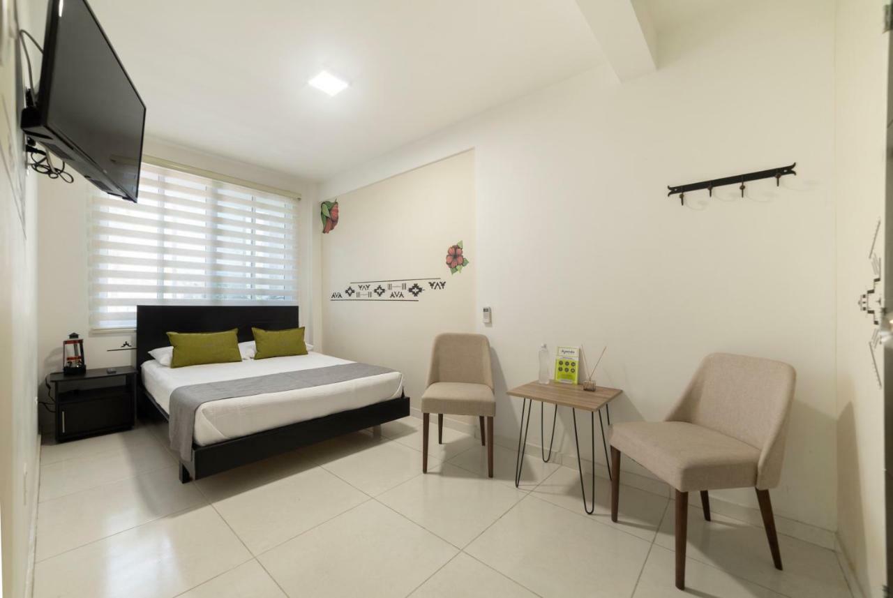 Hotel Green Park กาลี ภายนอก รูปภาพ